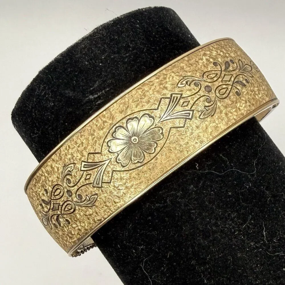 Victorian Revival Binder Bros. 1/20 12k GF Gold Filled Floral Engraved Hinged 7
